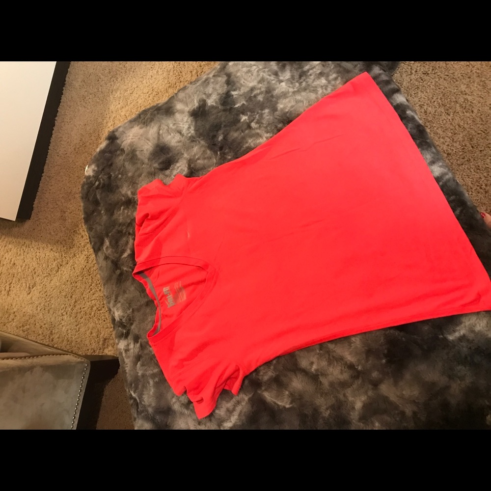 Nike dry fit tee